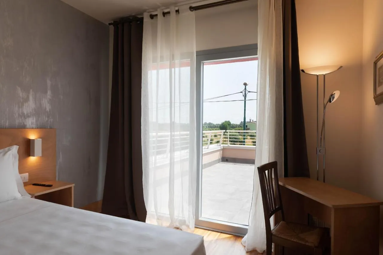 Torre Antica Venice Airport Hotel Tessera 3*,  Italy